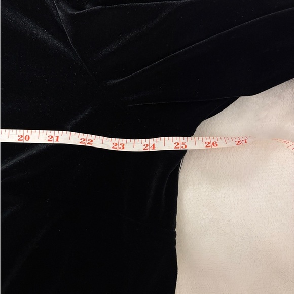 Women's Black Velvet Blouse - Picture 4 of 9
